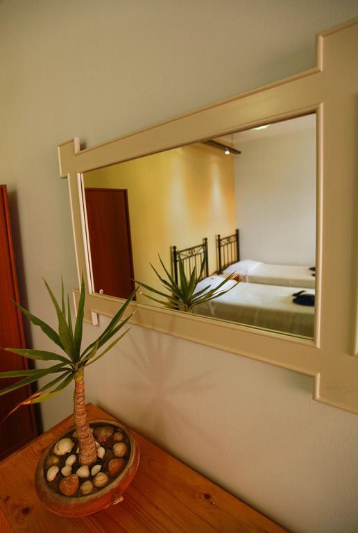 Aparthotel Oikeion Ermoupoli Zimmer foto